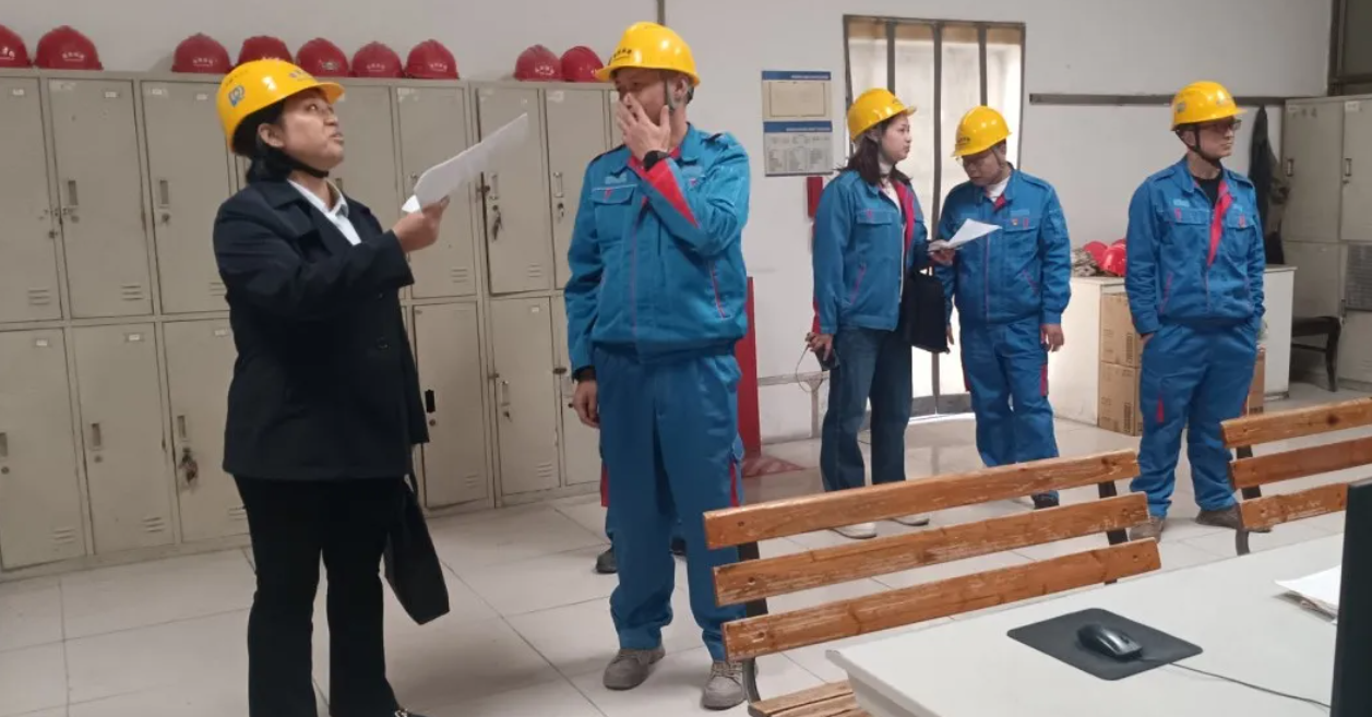 公司工會(huì)加強(qiáng)班組文化建設(shè)