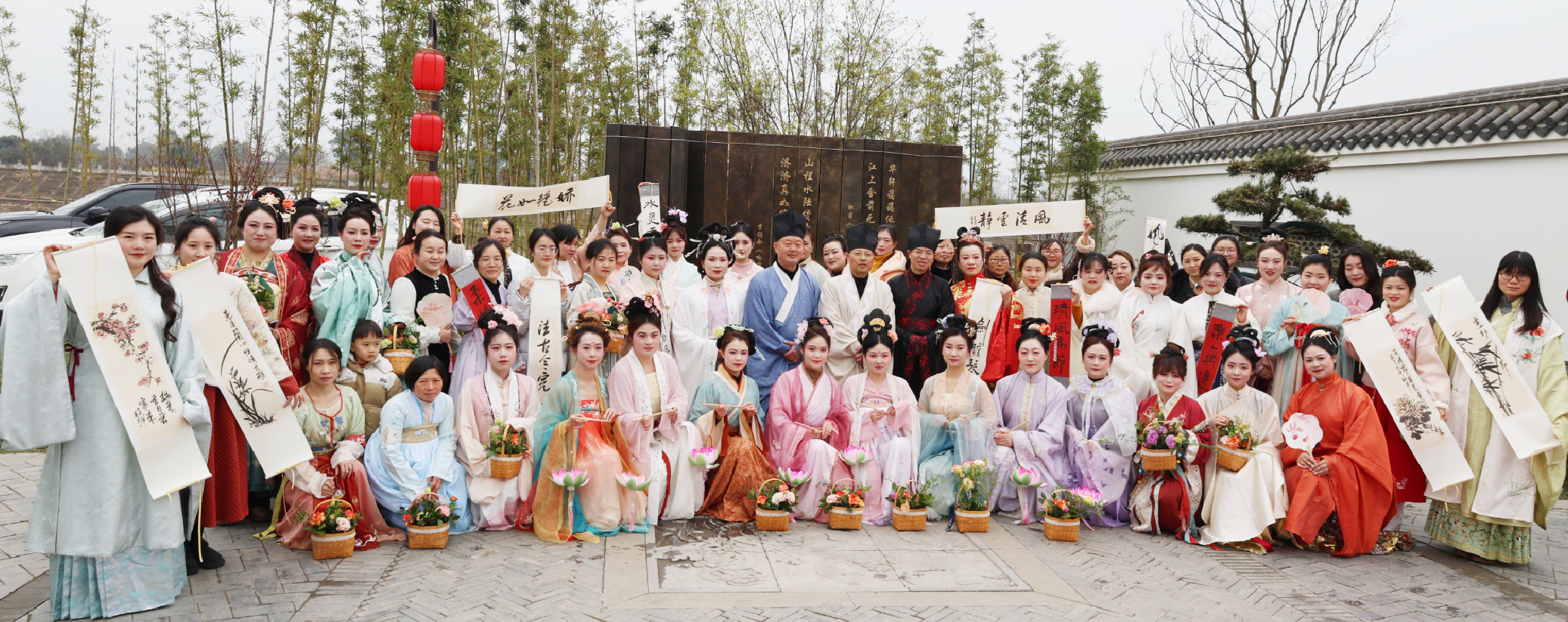 公司慶?！叭恕眿D女節(jié)女職工體驗(yàn)傳統(tǒng)文化魅力